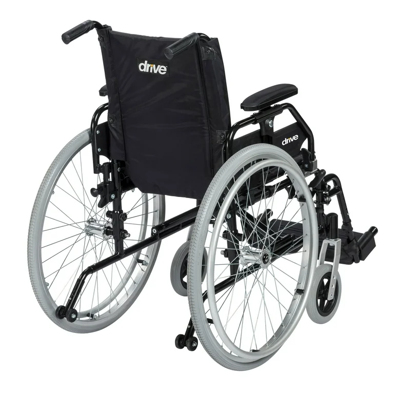 Lightweight 18 Drive Lynx wWheelchair in Mobility Aid